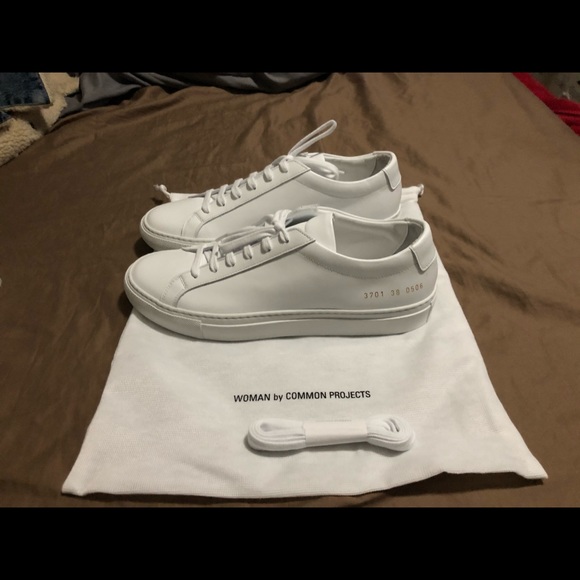 Common Projects - Achilles Low White Size 8US/38EU - Picture 2 of 7